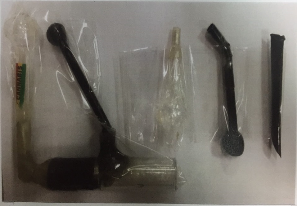 毒品、吸食器