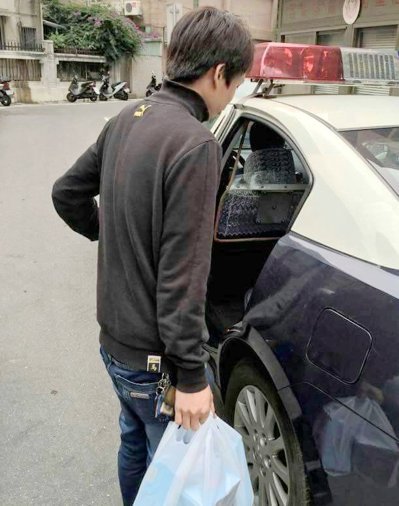 1041231逃逸外勞警局自首 警搬親情感化(圖示)