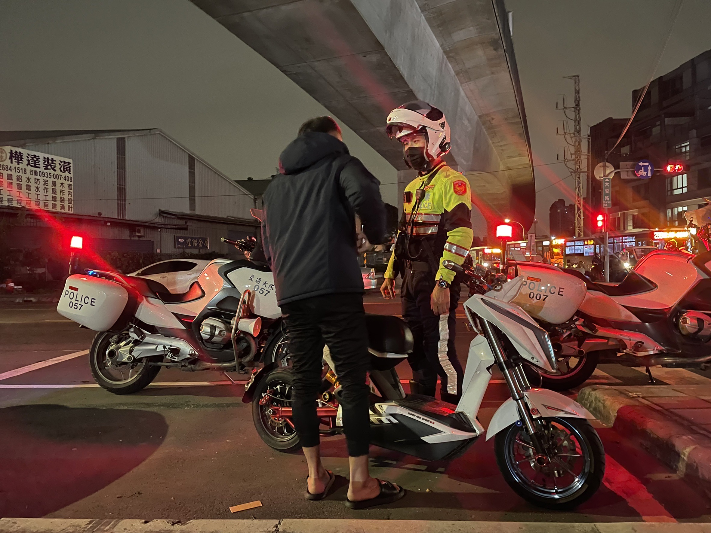警察取締照片